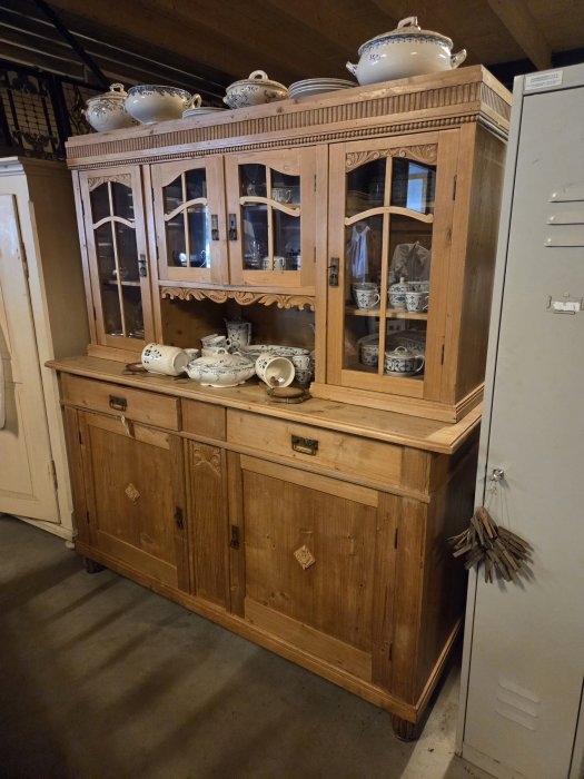 Inruilkast €165 