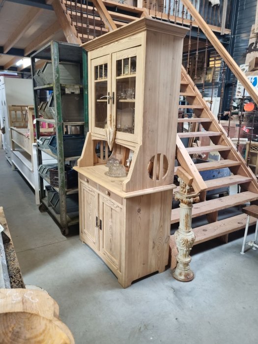 Geloogd blank hout €495