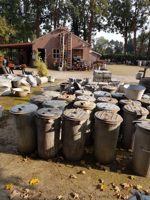 foto z 10 Vuilnisemmers